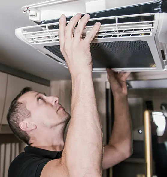  Professional Licensed And Insured Cleaners in Naperville, IL